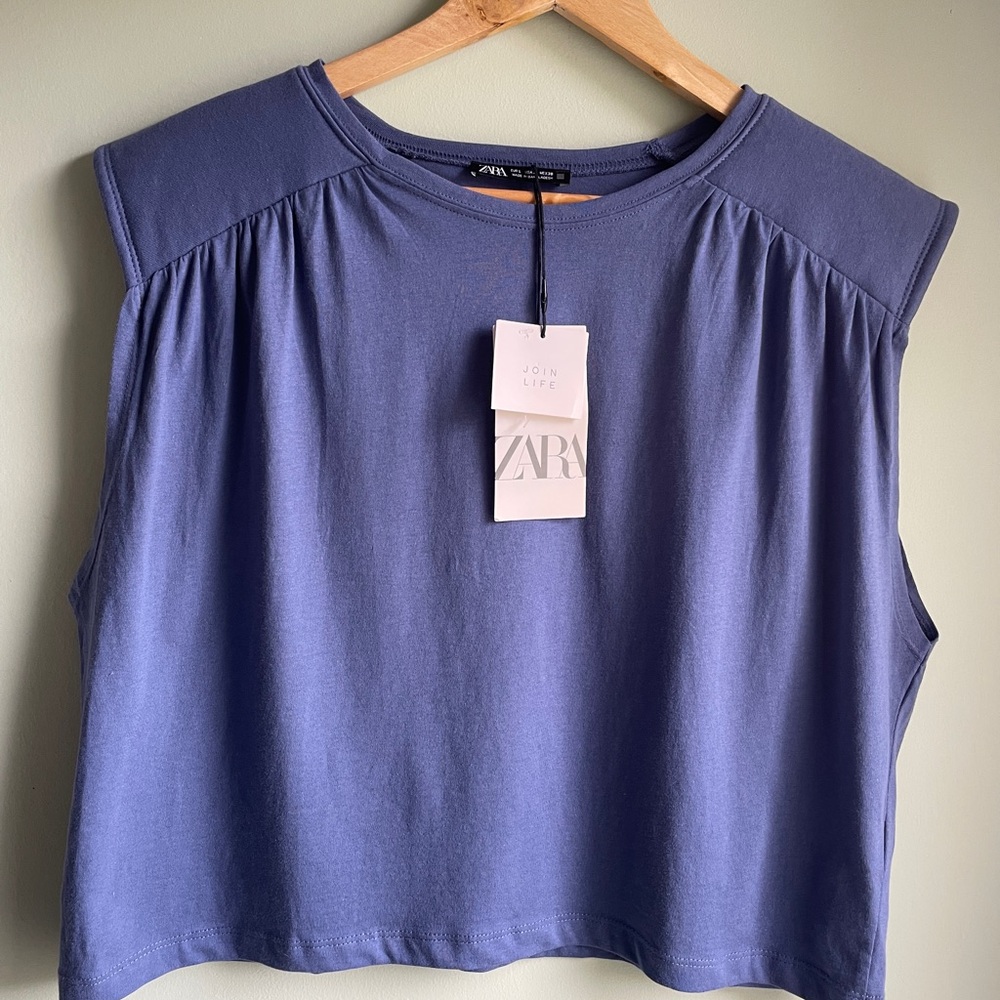 Sleeveless Crop Tee - Picture 5 of 8